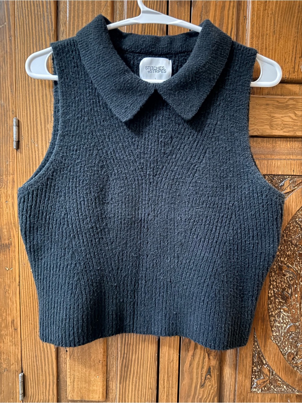 Stitches & Stripes Black Sleeveless Collared Knit Top